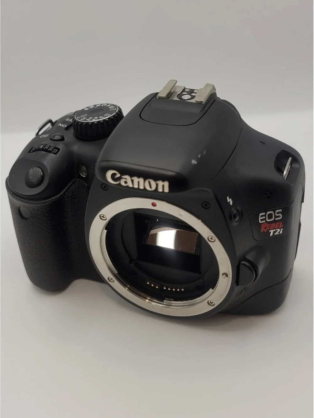 Canon EOS Digital Rebel T2i DSLR Camera W/18-55mm Lens Shutter Count 12,113